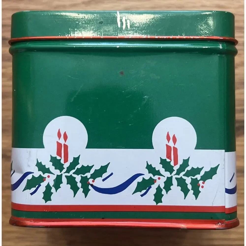 Vintage 1985 INTERPUR® Christmas Paper Coasters Doily Tin Container Box Candles